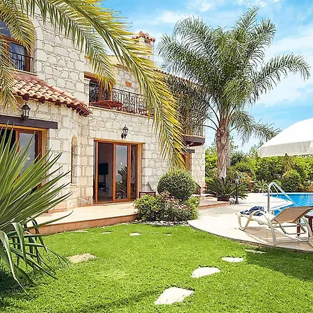 Villa Stavroulla Argáka